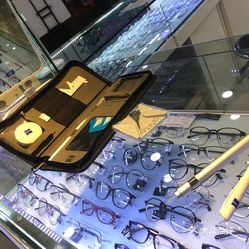 寶島眼鏡（上海莘瀝店） 專業眼鏡銷售，守護您的清晰視界