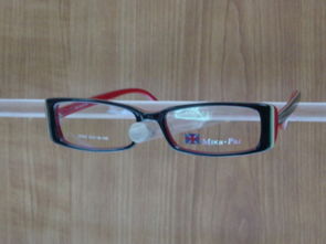 專業醫學驗光，平價品質眼鏡 南京東路寫字樓迎來全新眼鏡直銷店